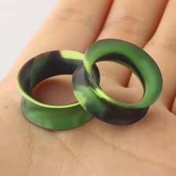 2pcs Silicone Flexible Ear Flesh Tunnel Plug Piercing Mixed Color Earlet Gauges Expansion Piercing Fashion Jewelry 6MM-25MM