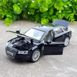 1/32 A8 Alloy Luxy Car Model Diecasts Metal Toy Vehicles Car Model High Simulation Sound and Light Collection Childrens Toy Gift