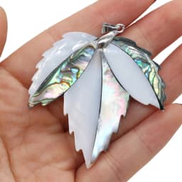 Natural Stone Shell Pendant Exquisite Round Charms For Jewelry Making Charms DIY Necklace Accessory