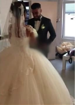 Customized Vestidos De Noiva 2025 Long Sleeves Wedding Dresses Ball Gowns robe de mariage Modest Beautiful Dress Bridal Gowns