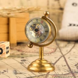 Retro Copper Spinning Globe Gold Desk Mechanical Pocket Watch Hand Winding Movement Home Office Luxury Decoration as Collectible