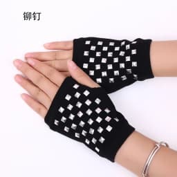 Lovely Cartoon Animals Pattern Skull Winter Rivet Gloves Women Warm Knitted Diamonds Sequins Cool Fingerless Dancing Gloves G101
