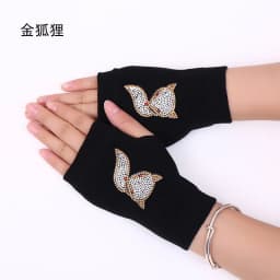 Lovely Cartoon Animals Pattern Skull Winter Rivet Gloves Women Warm Knitted Diamonds Sequins Cool Fingerless Dancing Gloves G101