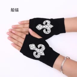 Lovely Cartoon Animals Pattern Skull Winter Rivet Gloves Women Warm Knitted Diamonds Sequins Cool Fingerless Dancing Gloves G101