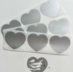 Scratch Off Sticker 50pcs 30x35mm Love Heart Shape 4 Colors For Secret Code Cover Home Game Wedding Message Card