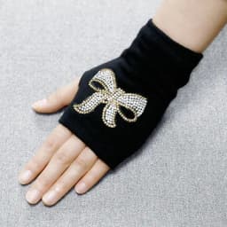 Lovely Cartoon Animals Pattern Skull Winter Rivet Gloves Women Warm Knitted Diamonds Sequins Cool Fingerless Dancing Gloves G101