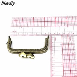 1 Piece 8.5 CM Antique Bronze or Silver Square Metal Purse Frame Love Heart Kiss Clasp For Bag Accessory