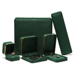 Good Quality Wholesale Velvet Jewellery Packaging Boxes Ring Pendant Necklace Bracelet Jewelry Gift Display Case
