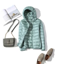 90% Ultra-light Thin Down Jacket Women 2024 Autumn Winter Slim Short Hooded Warm White Duck Down Coat Women Outerwear
