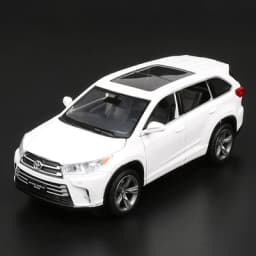 1:32 Toyota Highlander SUV Alloy Car Model Diecasts & Toy Metal Off-road Vehicles Car Model High Simulation Collection Kids Gift