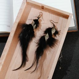 Bohemian Vintage Long Exaggerated Irregular Feather Earrings for Women Ethnic Gold Color Twist Leaf Asymmetry Earrings Jewelry