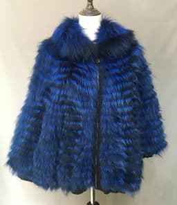 Women's Real Silver Fox Fur Cape Shawl Coat Furry Luxurious Fluffy with Fur Collar Wool Lining Cuffs Stole Crop Jacket 210727