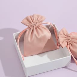 50pcs Velvet Drawstring Bag Chic Small Gift Packing Bag Earrings Ring Necklace Jewelry Packaging Display Flannel Pink Pouches