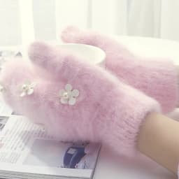 New Women Winter Keep Warm Plus Velvet Inside Thicken Full Finger Female Flower Pearl Cute Lovely Long Rabbit Fur Mittens Gloves