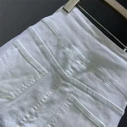 New White High-Waisted Denim Skirt Button A-Word Hip Skirts for Women with Pocket