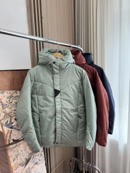 High-End Outdoor Couple Style Men's Cotton Jacket Warmth Windproof Hooded Casual Fashionable Urban Design Thickened Long Sleeve