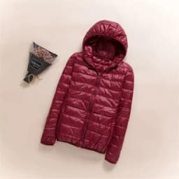 New Women Thin Down Jacket White Duck Down Ultralight Jackets Autumn Winter Puffer Jacket Warm Coats Portable Female Outwear