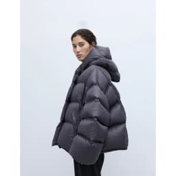 Stylish Silhouette~90% White Goose down Hooded down Jacket for Women, Curved Sleeve Puffer Coat, Thickened Outerwear, Winter 2025 New Model