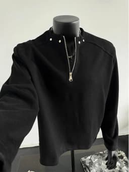 Men's Sweatshirt 2026 Spring Autumn Black Half Zip Shoulder Pad Sweatshirt Studded Regular Shoulder Edgy Cropped Sweater