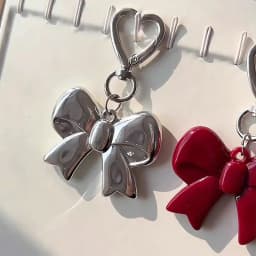 Acrylic Bow Tie Keychains Advanced Temperament Pendant Couple Friend Backpack Car Keychain for Gift