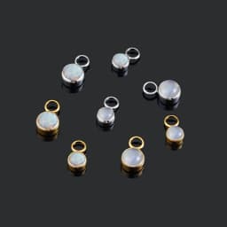 Right Grand ASTM F136 Titanium Opal Moonstone Earring Charm for Huggie Hoop Helix Cartilage Clicker Earlobe Piercing Jewelry