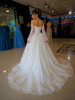 Customized Off Shoulder Wedding Dress Detachable Long Lace Sleeves Sweetheart Corset Back Lace Ball Gown Bridal Dress