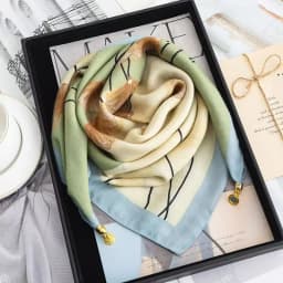 2025 Hot Magnetic Triangle Neck Protection Scarf For Women Cotton Linen Scarf High-end Neck Scarf Keep Warm High Quality