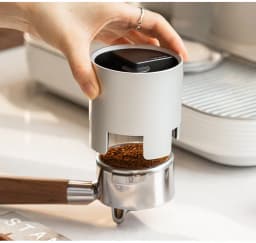 TIMEMORE Electric Needle-Type Coffee Powder Distributor, Italian Coffee Even Automatic Powder Dispensing, Suitable for 58mm