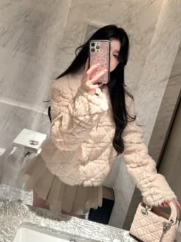 Eco-Friendly White Mink Fur Coat Warm Outerwear Diamond Collar Fluffy Top for Young Women Standard Fit Short Korean Style