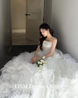 LISM Strapless A-Line Korea Japan Wedding Dresses Ball Gowns Silk Satin Tulle Photo Shoot Elegant Bridal Gowns 웨딩드레스