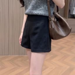 Solid Color 2026 Autumn and Winter New Minimalist High Waist Holiday Shorts Femininity Versatile Casual Fashion Short Pants