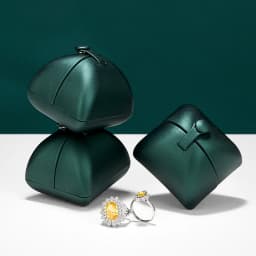 Luxury Dark Green Ring Box Premium Leatherette Jewelry Storage Case with Soft Velvet Lining Elegant Gift Packaging for Jewelry