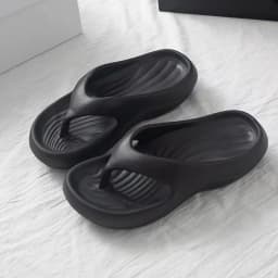 Women Stylish EVA Flip-Flops Comfortable Soft Anti-Slip Anti-Odor Fashionable Versatile for Beach Summer Casual Wear Beach Shoes
