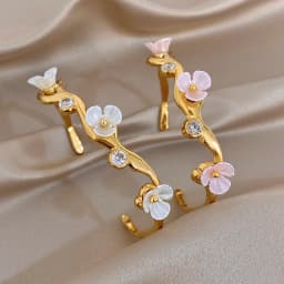 Gentle Elegant Luxurious Cuff Wrist Jewelry Bracelets Exquisite Stainless Steel Cute Flower Bracelet for Women and Men