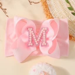 26 Letters Pink Big Bows Pearl Headbands for Baby Girls 5.98'' Wide Nylon Knotted Soft Elastic Hair Bands Wraps Headwear 1PCS