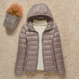 Down Parka Plue Size Women Ultra-light Thin Down Jacket All season Slim Short Hooded Warm White Duck Down Coat Women's Outerwear