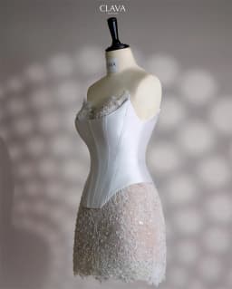 Tokyo Customized White Strapless Wedding Dresses Sleeveless Elegant Mini Bridal Gowns 2025 Back Lace-Up Mermaid Wedding Gowns