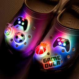1PCS Pink Nurses Mom LED Shoes Charms Gamepad Turbo Football Shoe Decoration Accessories Rainbow Flower Doughnut Pins Clog