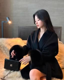 Retro Faux Fur Patchwork Woolen Maxi Coat Women Solid Full Sleeves V-neck Lace Up Loose Coats Lady Winter Commute Outwear New