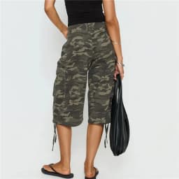 Women Y2K Cargo Bermuda Shorts Low Waist Drawstring Hem Loose Fit Multi Pocket Aesthetic Camouflage Denim Shorts Streetwear