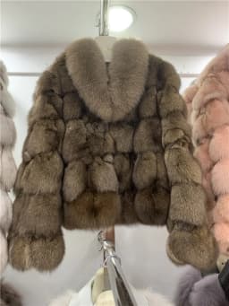 Women's Short Real Fox Fur Winter Jacket Thick Warm Natural Coat Fashion Outerwear for Cold Weather
