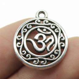 10pcs Charms Yoga Om Pendants Making DIY Handmade Tibetan Silver Color Vintage Antique Bronze Color Jewelry Making Finding