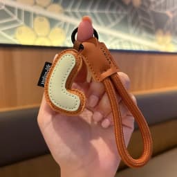 Mixed Color Pu Leather Letter Key Chains A-Z Initial Alphabet Pendant Wristband Key Ring Bag Tag Ornaments Christmas Party Gifts