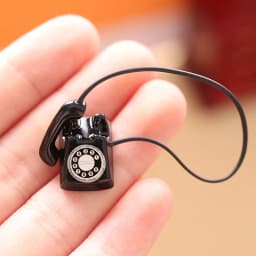 1:12 Dollhouse Miniature Vintage Phone Model Simulation Mini Retro Telephone Doll Furniture Decor Accessories For Kids Toys Gift