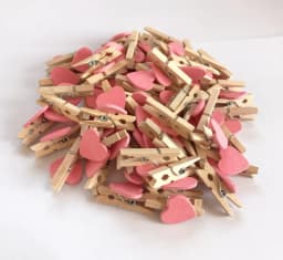 50PCS/Lot Mini Romantic Loving Heart Shape Wood Clips Handicrafts Photos Papers Clothes Pegs Home Bachelorette Party Decorations