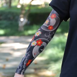 Ultra thin seamle Tattoo Flower Arm For Men Women Cool Travel Cycling Elastic Scratch Resistant Sunscreen Arm Sleeves Accessorie