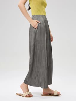 LANMREM Folded Design Elastic High Waist Women's Trousers 2026 New Summer Pleated Wide Leg Pants With Pockets Chic Cloth 2DB3511