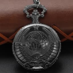 Old Craft Stalin Head Statue Quartz Pocket Watch Silver Steel Text Carved Case Clock Best Souvenir for Men's Festivals Gift
