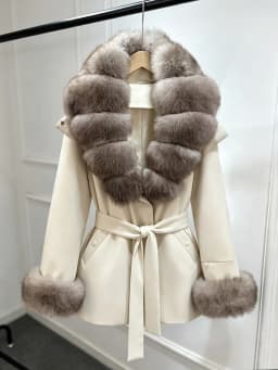 Janveny Luxury Women's Winter Down Jacket 2026 New Large Natural Real Fox Fur Cuff 90% White Duck Down Coat Female Feather Parka