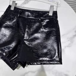 DEAT 2025 Autumn Winter New Fashion Solid Color PU Leather Boot Short Pant For Women High Waist Versatile Shorts Female 11A07168